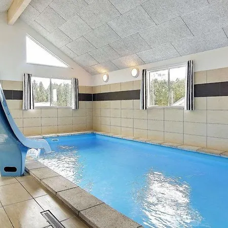 Sleeps 24 Pool Wifi Feriehus Tranehuse